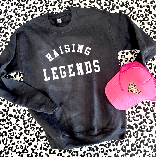 MOM LIFE 2024: Raising Legends (SWEATSHIRT)