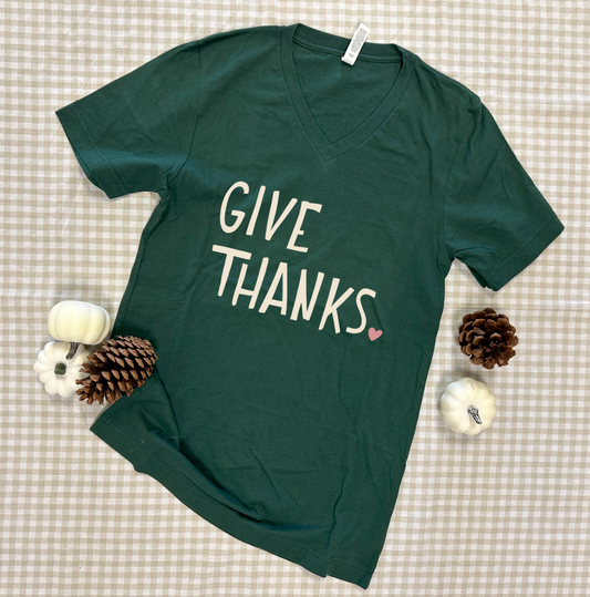 THANKSGIVING 2025: Give Thanks Heart (VNECK)